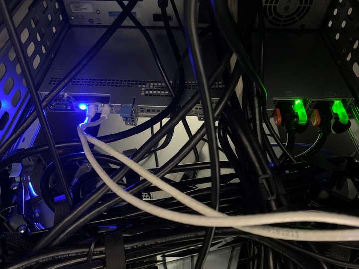 Server rack cabling